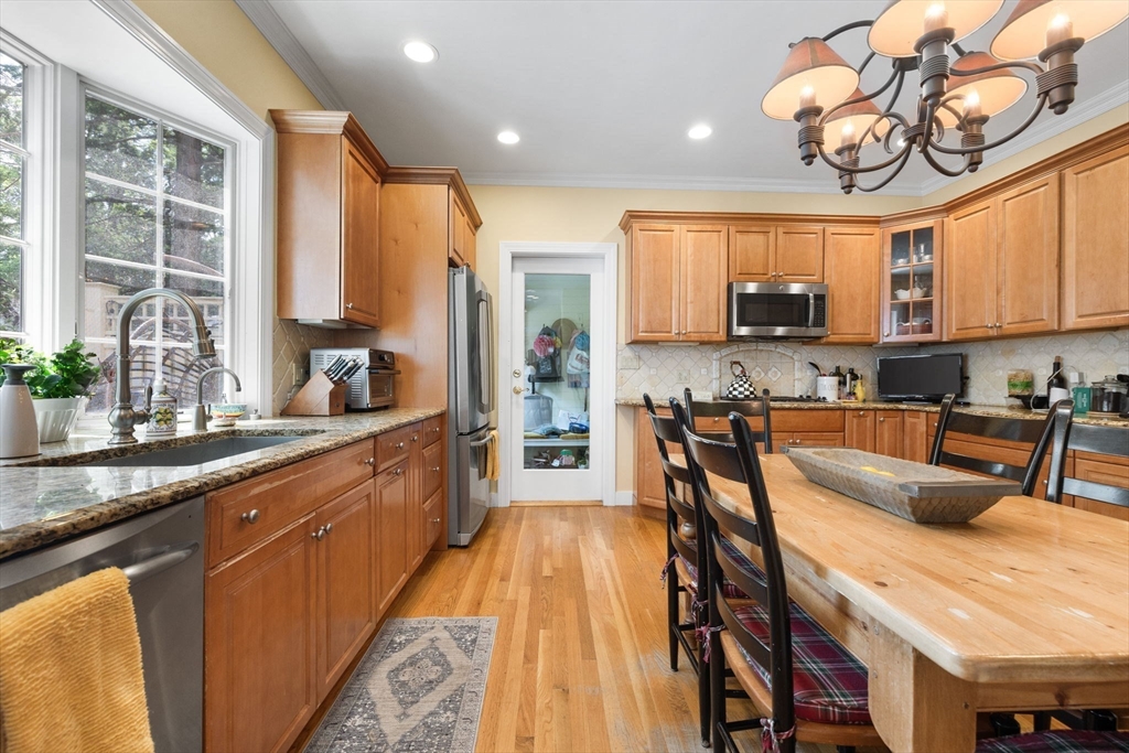 5 bed, 4+ bath apartment for rent at 204 Homer St, Newton Center — photo 15 of 42