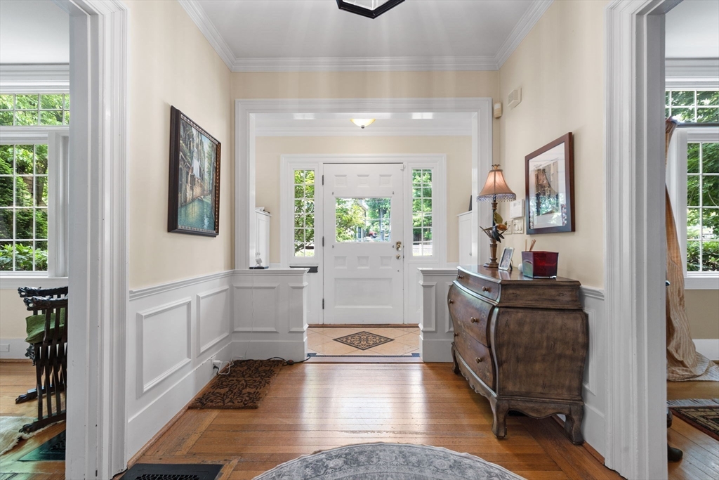 5 bed, 4+ bath apartment for rent at 204 Homer St, Newton Center — photo 4 of 42