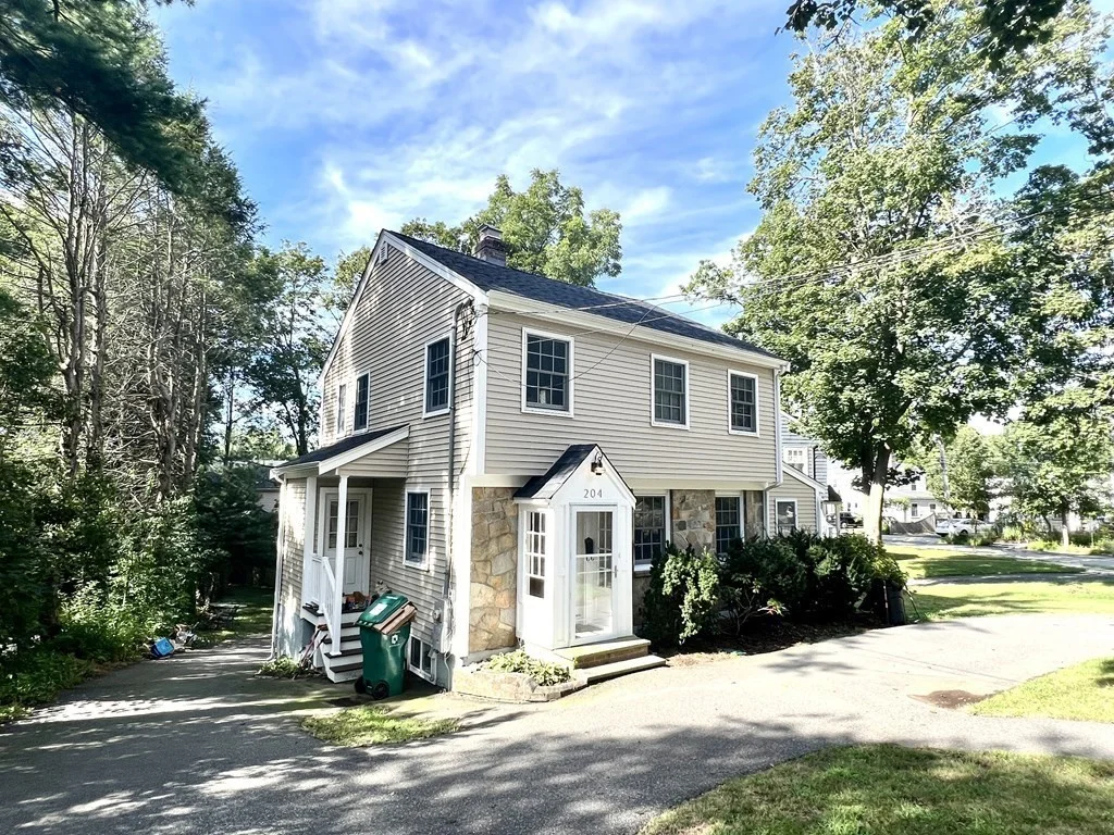 3 bed, 1 bath apartment for rent at 204 Jackson, Newton Center — photo 12 of 13