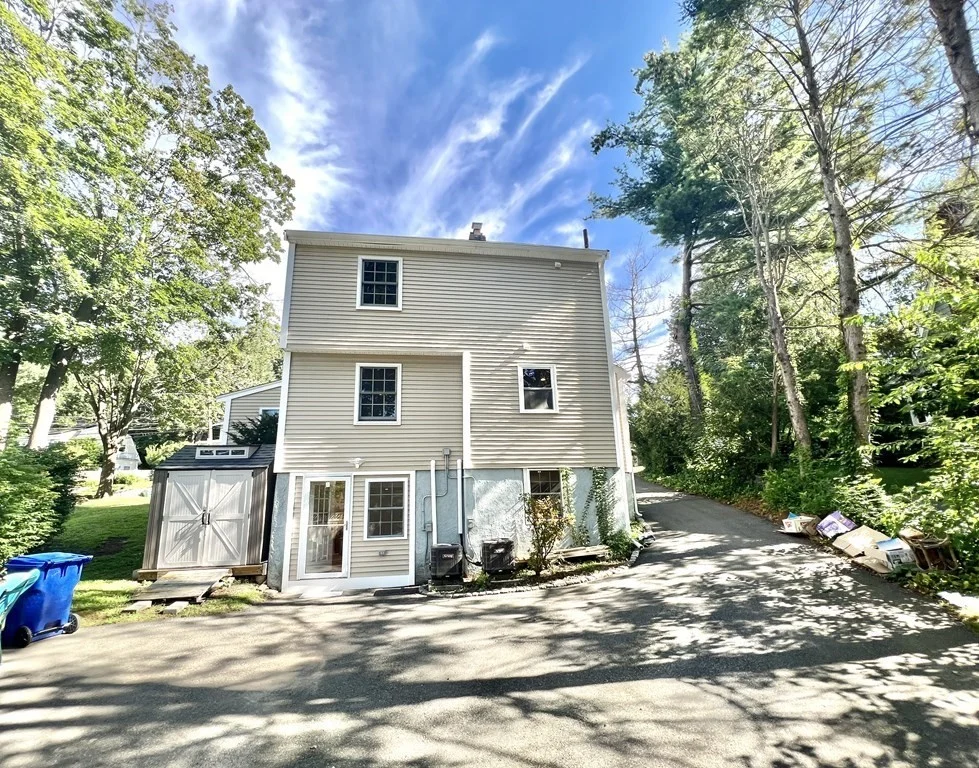 3 bed, 1 bath apartment for rent at 204 Jackson, Newton Center — photo 11 of 13