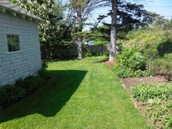 2 bed, 1 bath apartment for rent at 204 Massasoit Rd, Worcester — photo 26 of 30