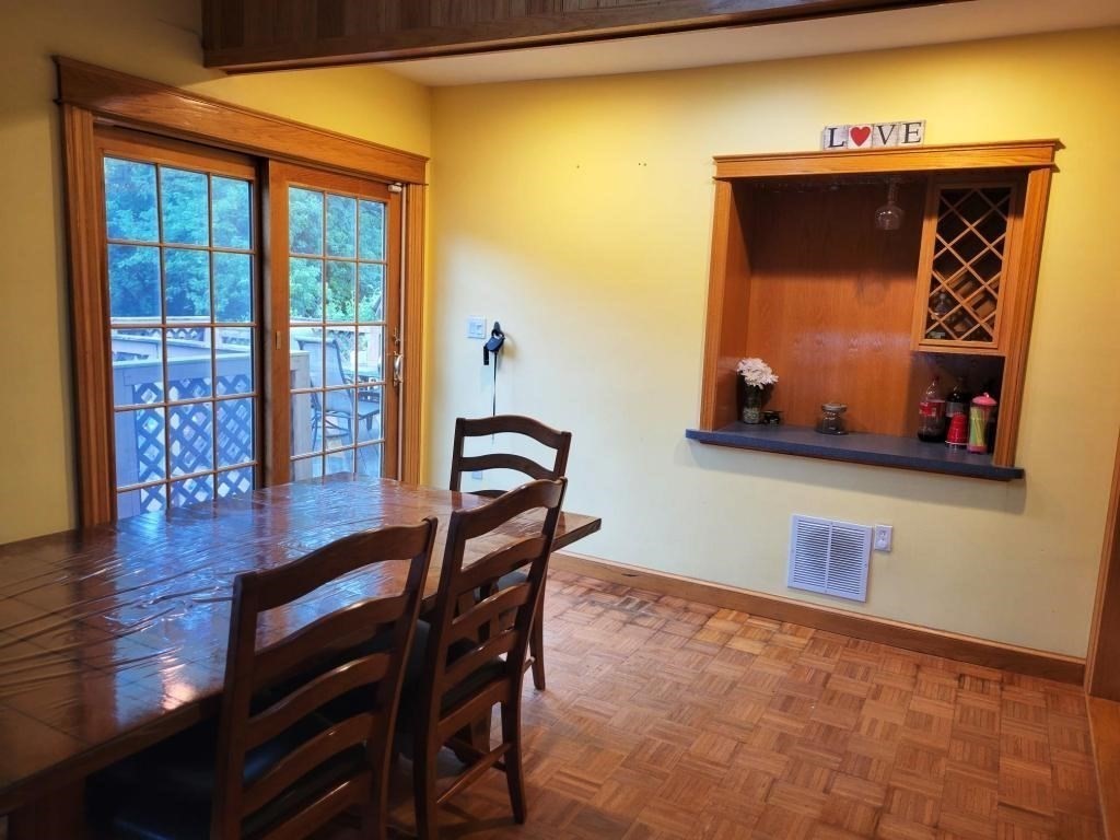 2 bed, 1 bath apartment for rent at 204 Massasoit Rd, Worcester — photo 8 of 30