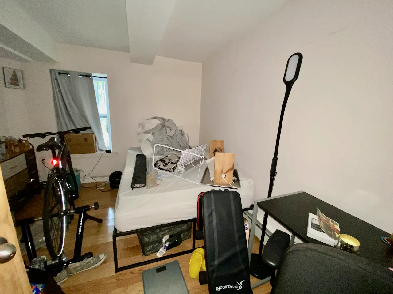 4 bed, 1 bath apartment for rent at 204 Northampton St Unit 1, South End — photo 19 of 23
