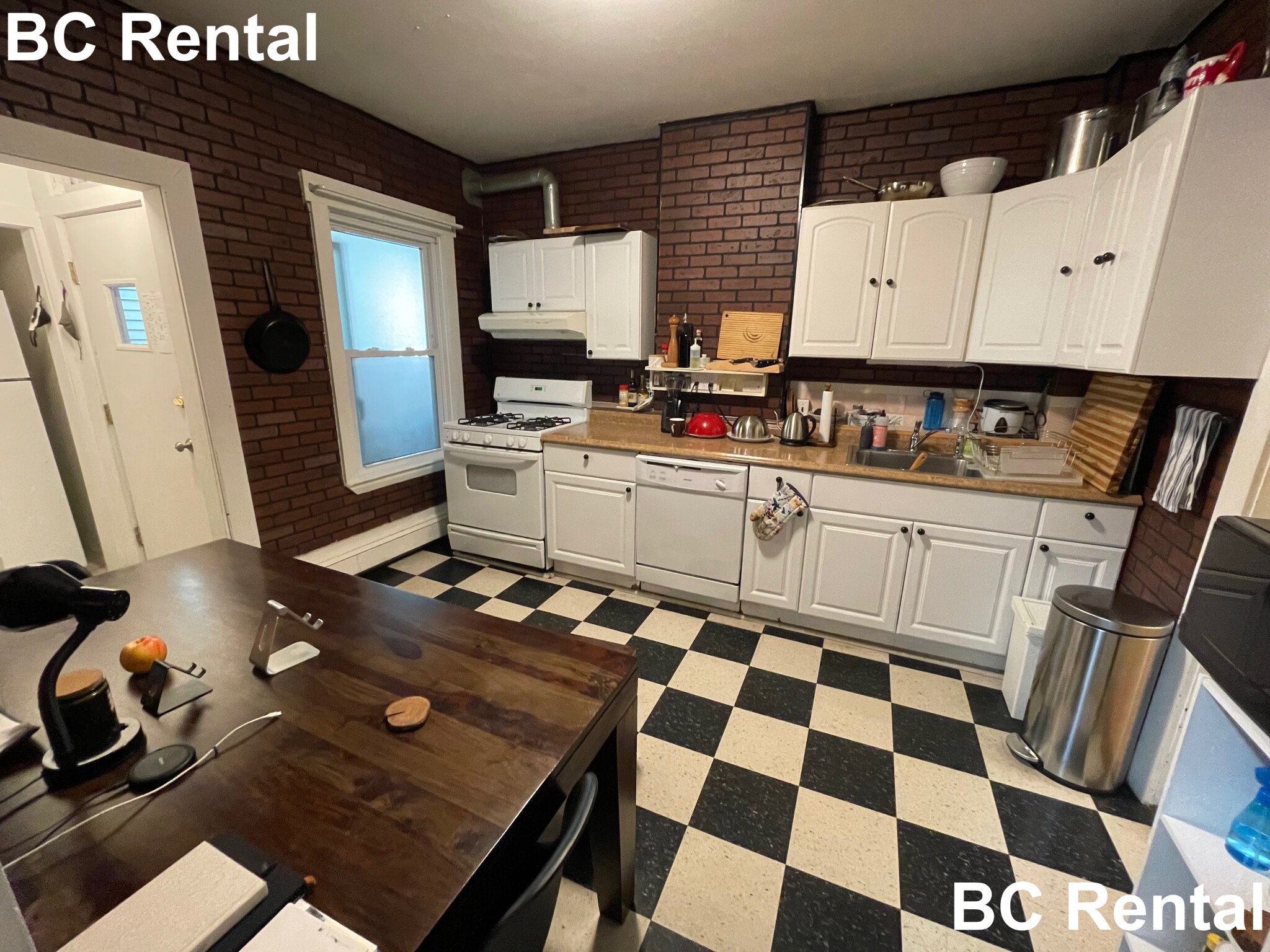2 bed, 1 bath apartment for rent at 204 River St Unit 1, Cambridgeport — photo 4 of 8