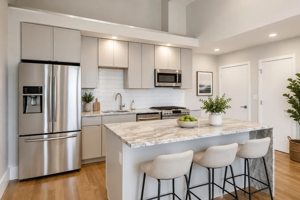 2 bed, 2 bath apartment for rent at 204 Spencer Ave Unit 10, Chelsea — photo 2 of 13