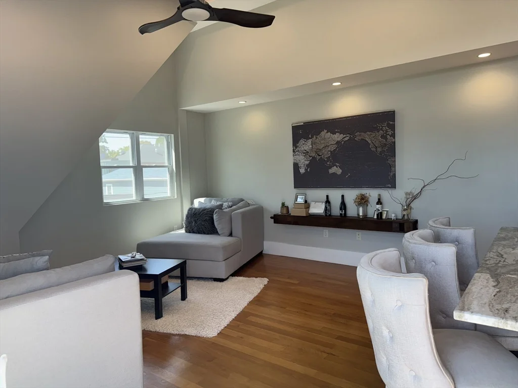 2 bed, 2 bath apartment for rent at 204 Spencer Ave Unit 9, Chelsea — photo 3 of 17