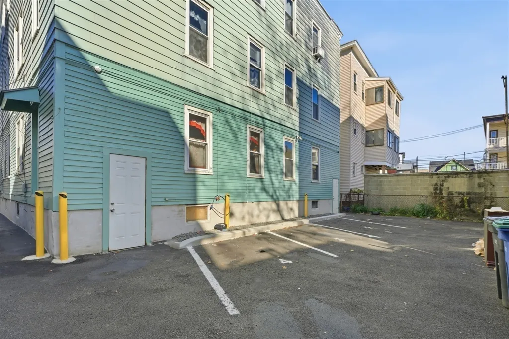 2 bed, 1 bath apartment for rent at 204 Washington St Unit 1, Prospect Hill — photo 19 of 19