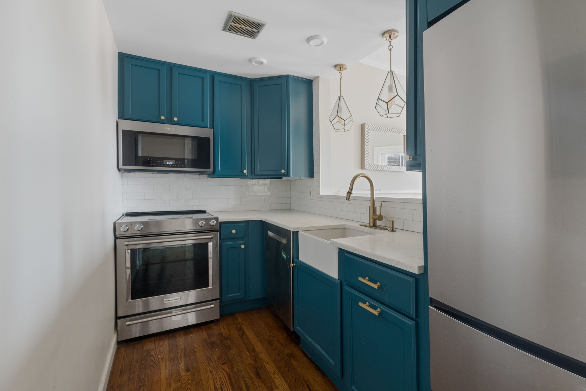 2 bed, 1 bath apartment for rent at 204 West Brookline St Unit 4, South End — photo 2 of 18