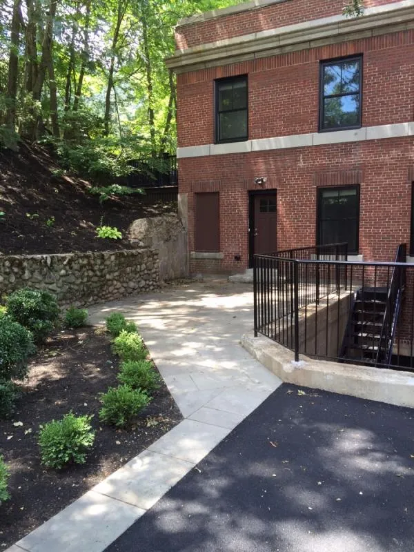 3 bed, 4+ bath apartment for rent at 2044 Beacon St Unit 3, Waban — photo 7 of 10