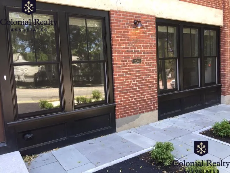 4 bed, 4 bath apartment for rent at 2044 Beacon St Unit 4, Waban — photo 11 of 19