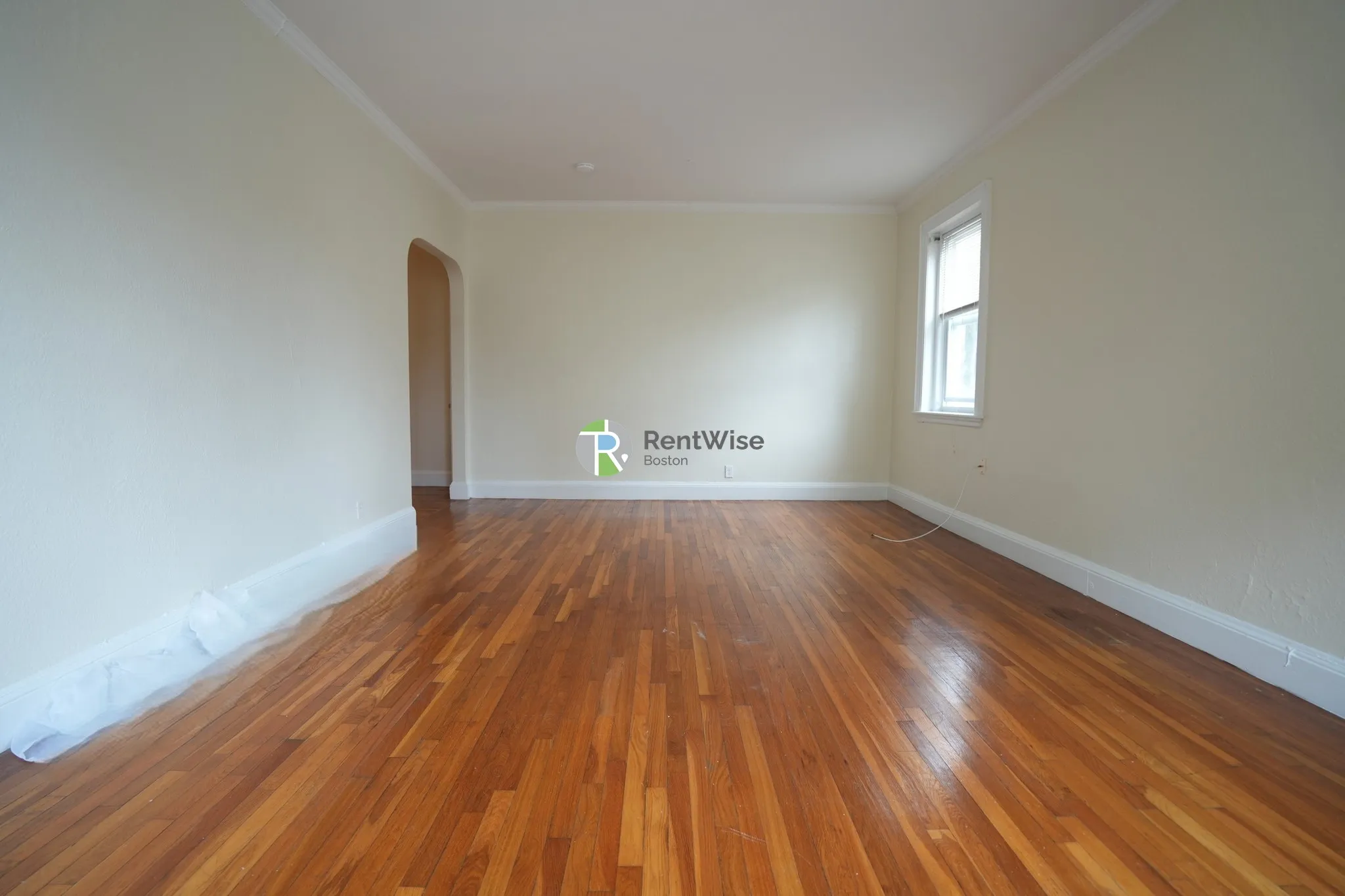 1 bed, 1 bath apartment for rent at 2045 Commonwealth Ave Unit 6, Brighton — photo 3 of 17