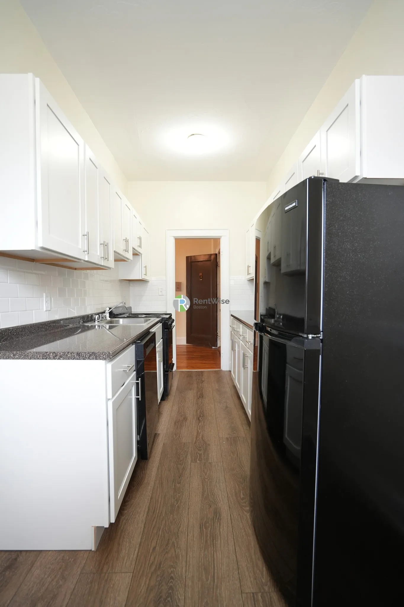 1 bed, 1 bath apartment for rent at 2045 Commonwealth Ave Unit 6, Brighton — photo 8 of 17