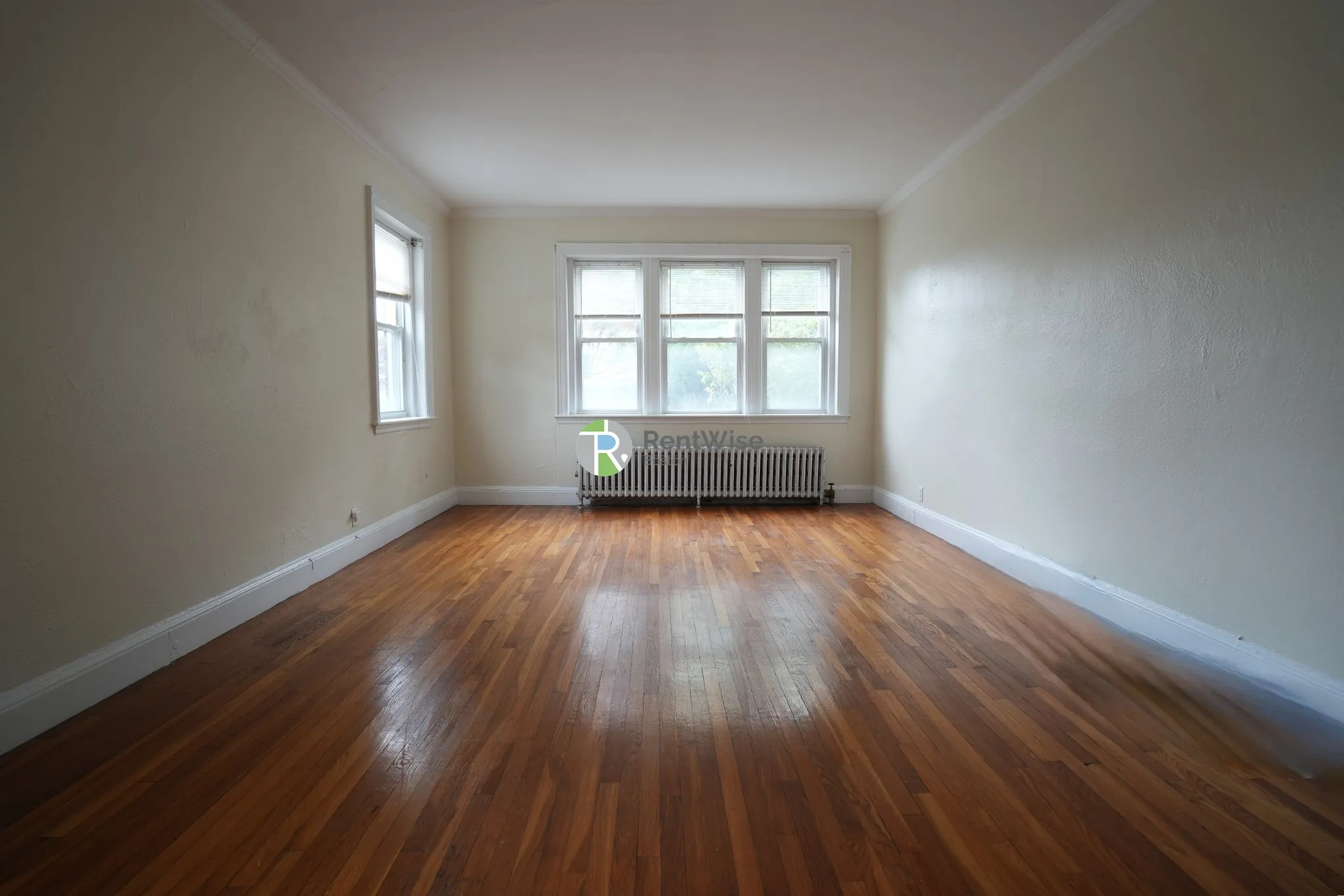 1 bed, 1 bath apartment for rent at 2045 Commonwealth Ave Unit 6, Brighton