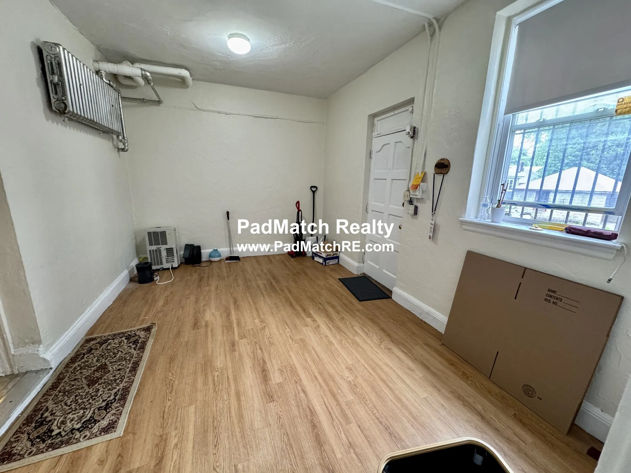 1 bed, 1 bath apartment for rent at 2045 Commonwealth Ave Unit B1, Brighton — photo 4 of 17