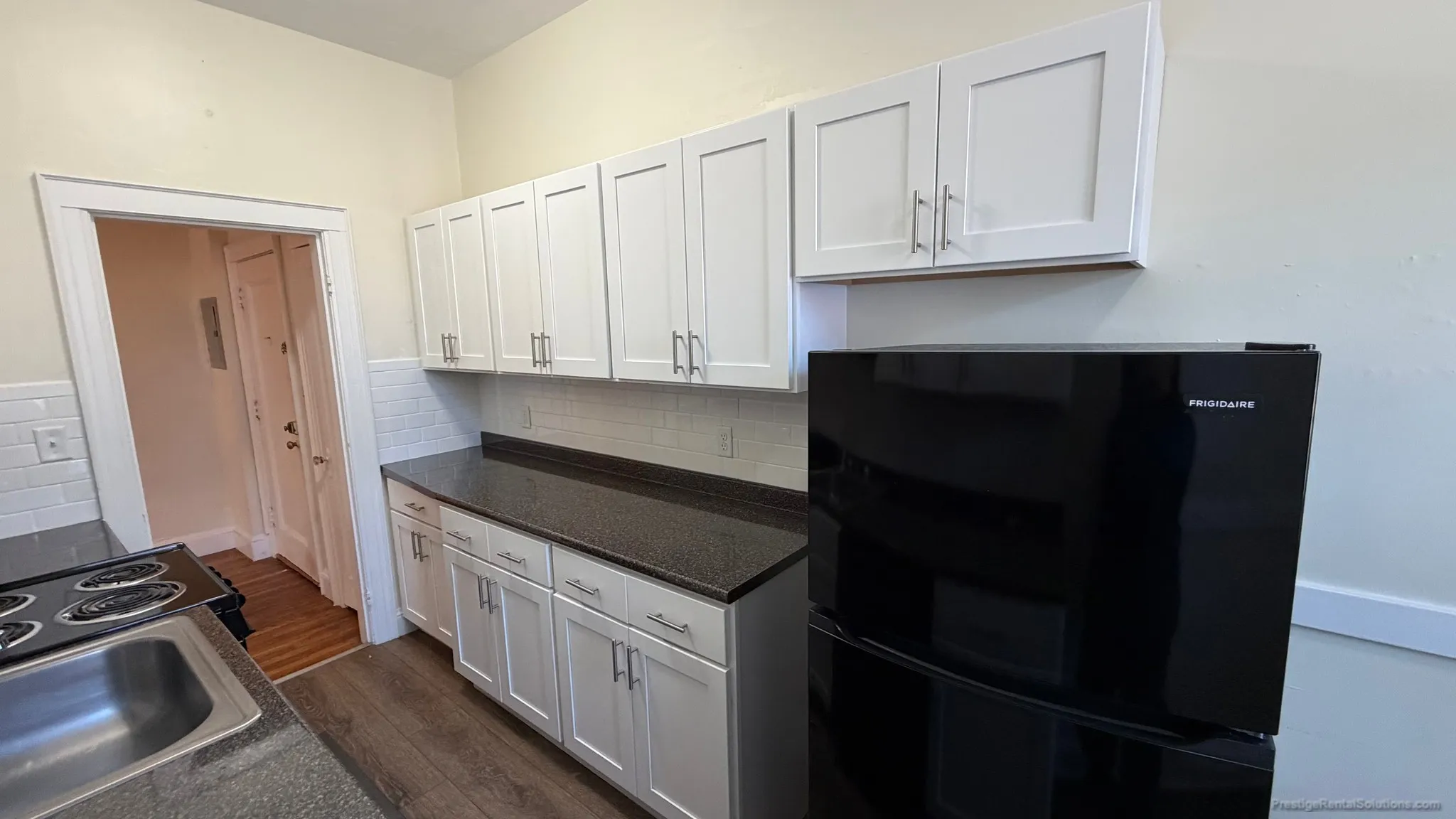 1 bed, 1 bath apartment for rent at 2047 Commonwealth Ave Unit 4, Brighton — photo 4 of 14