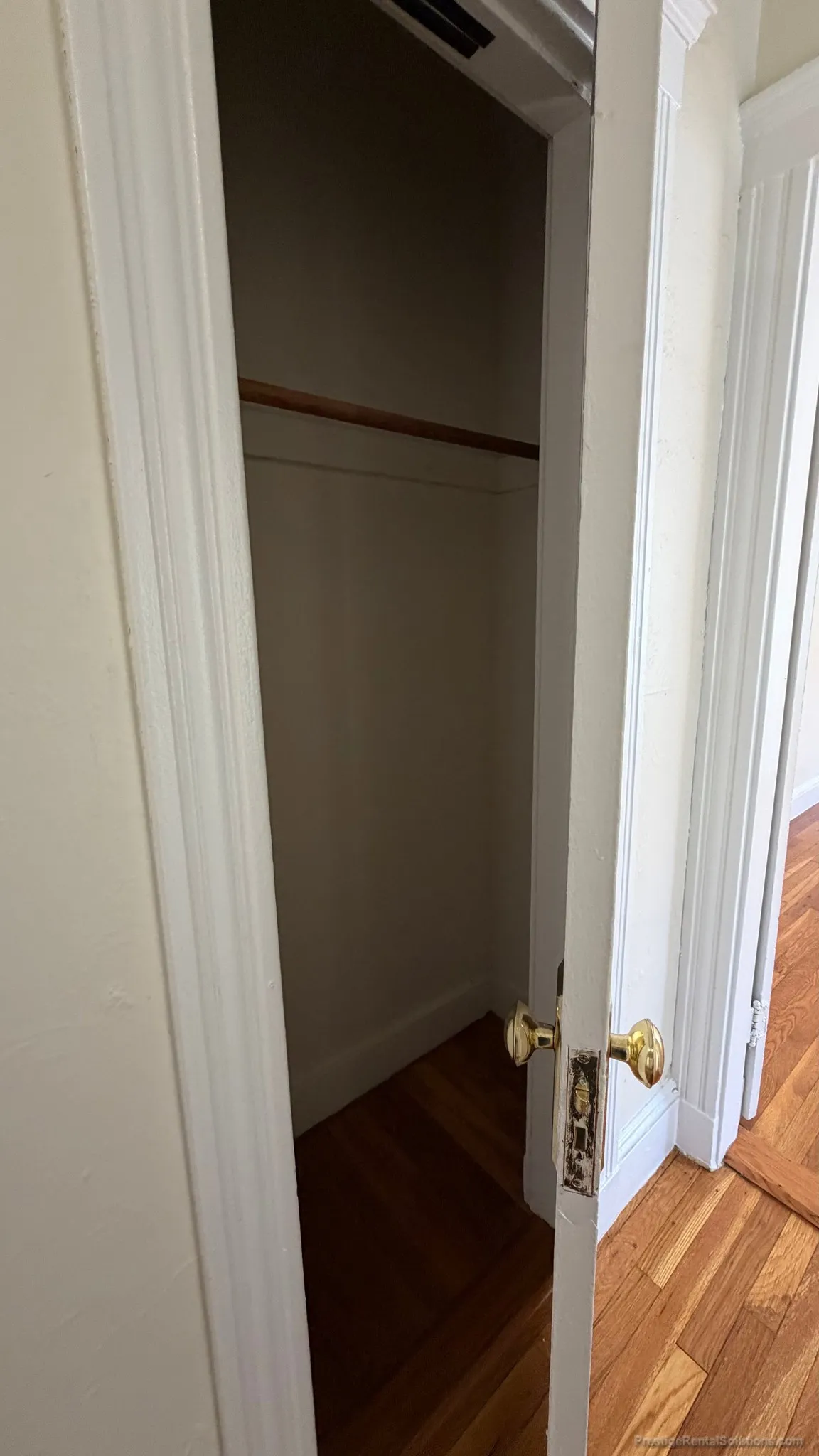 1 bed, 1 bath apartment for rent at 2047 Commonwealth Ave Unit 4, Brighton — photo 3 of 14