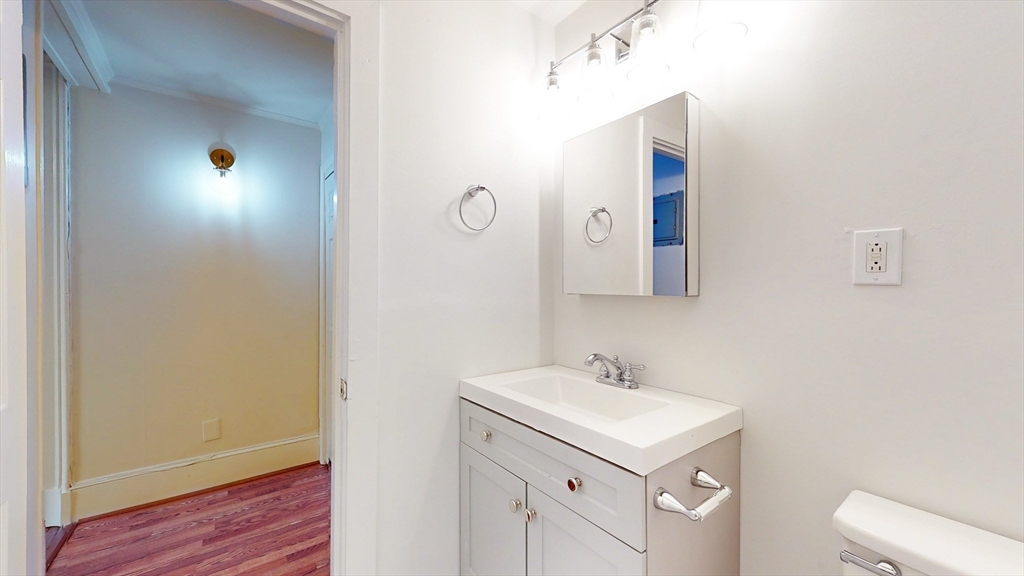 1 bed, 1 bath apartment for rent at 205 Beacon St Unit 6, Back Bay — photo 9 of 16