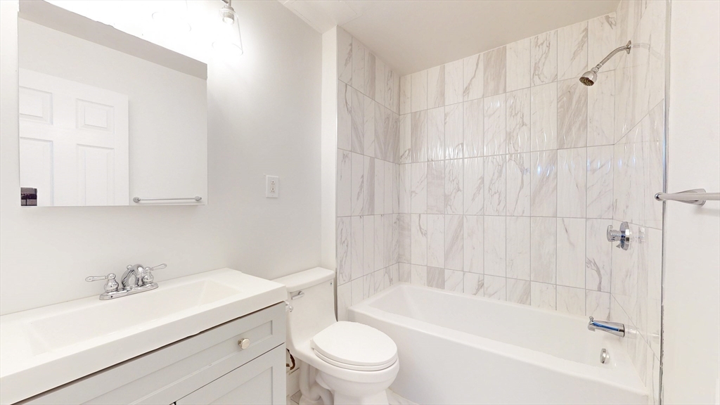 1 bed, 1 bath apartment for rent at 205 Beacon St Unit 6, Back Bay — photo 10 of 16