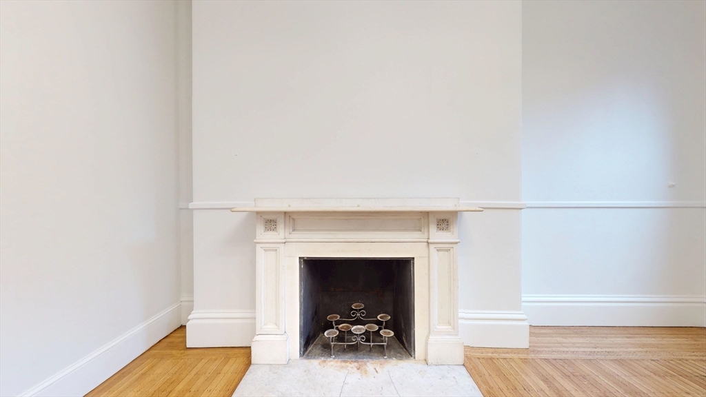 1 bed, 1 bath apartment for rent at 205 Beacon St Unit 6, Back Bay — photo 3 of 16
