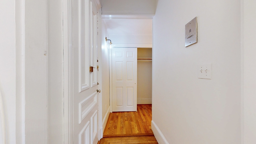 1 bed, 1 bath apartment for rent at 205 Beacon St Unit 6, Back Bay — photo 7 of 16