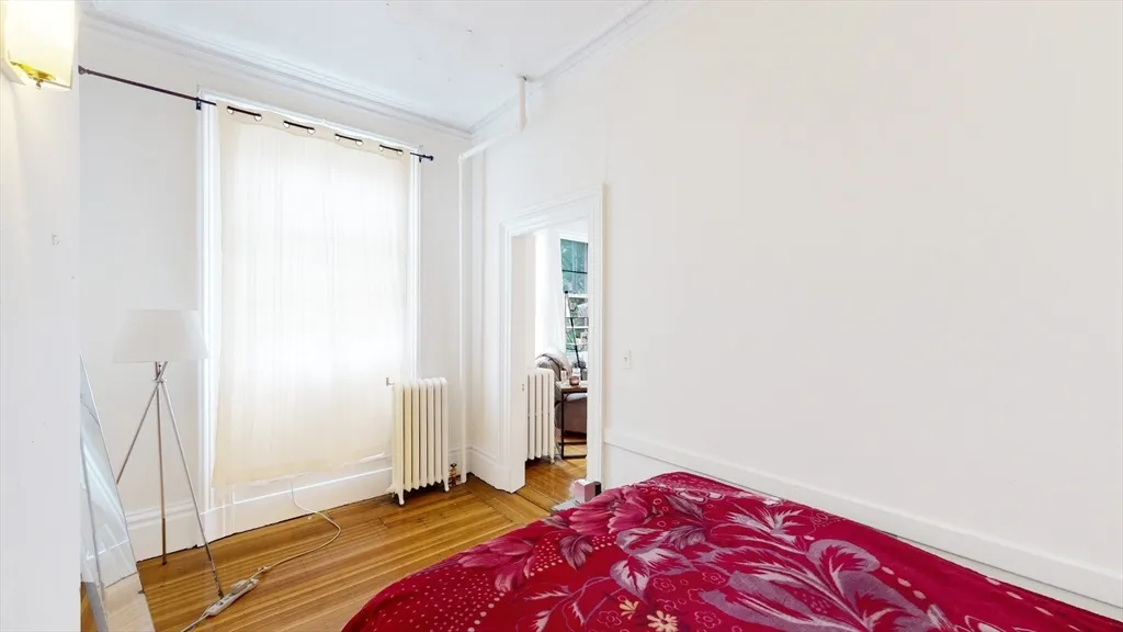 1 bed, 1 bath apartment for rent at 205 Beacon St Unit 7, Back Bay — photo 6 of 9