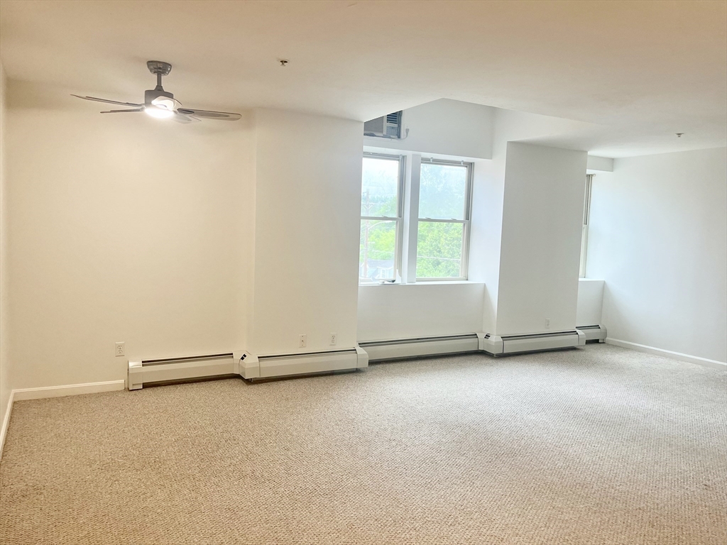 2 bed, 1 bath apartment for rent at 205 Chapin St Unit A4, Southbridge — photo 6 of 14