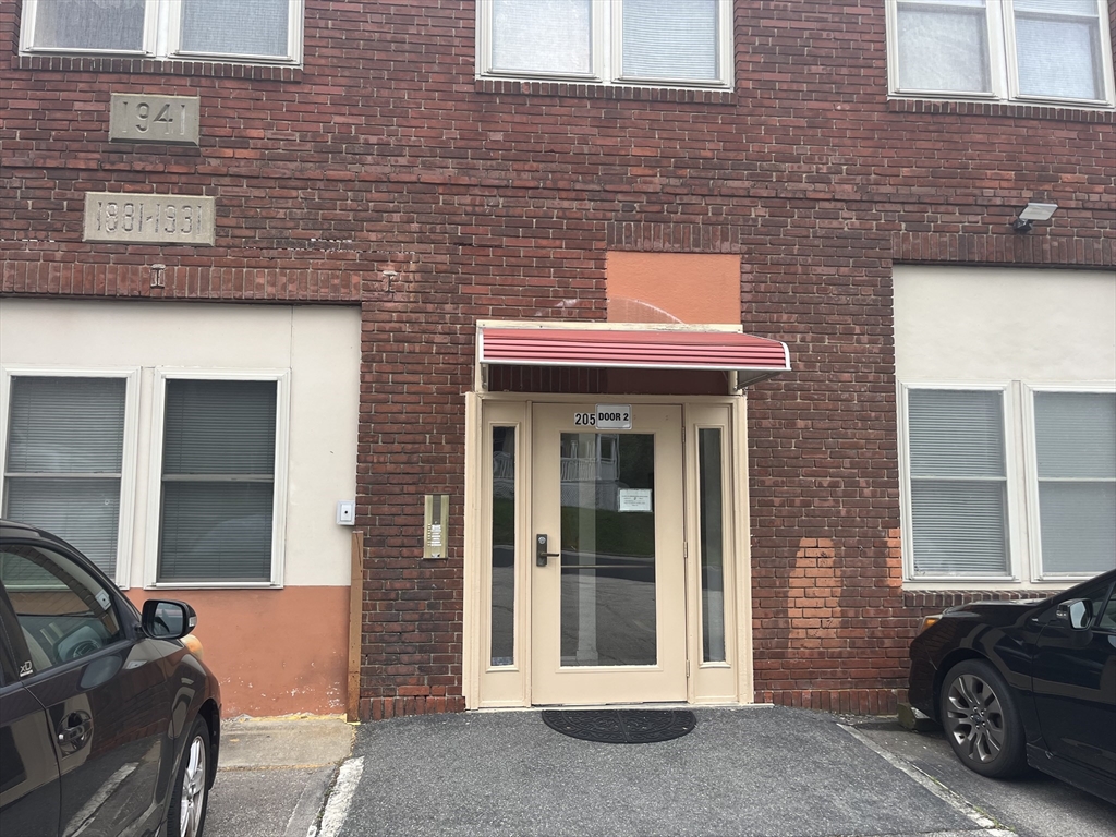 2 bed, 1 bath apartment for rent at 205 Chapin St Unit A4, Southbridge