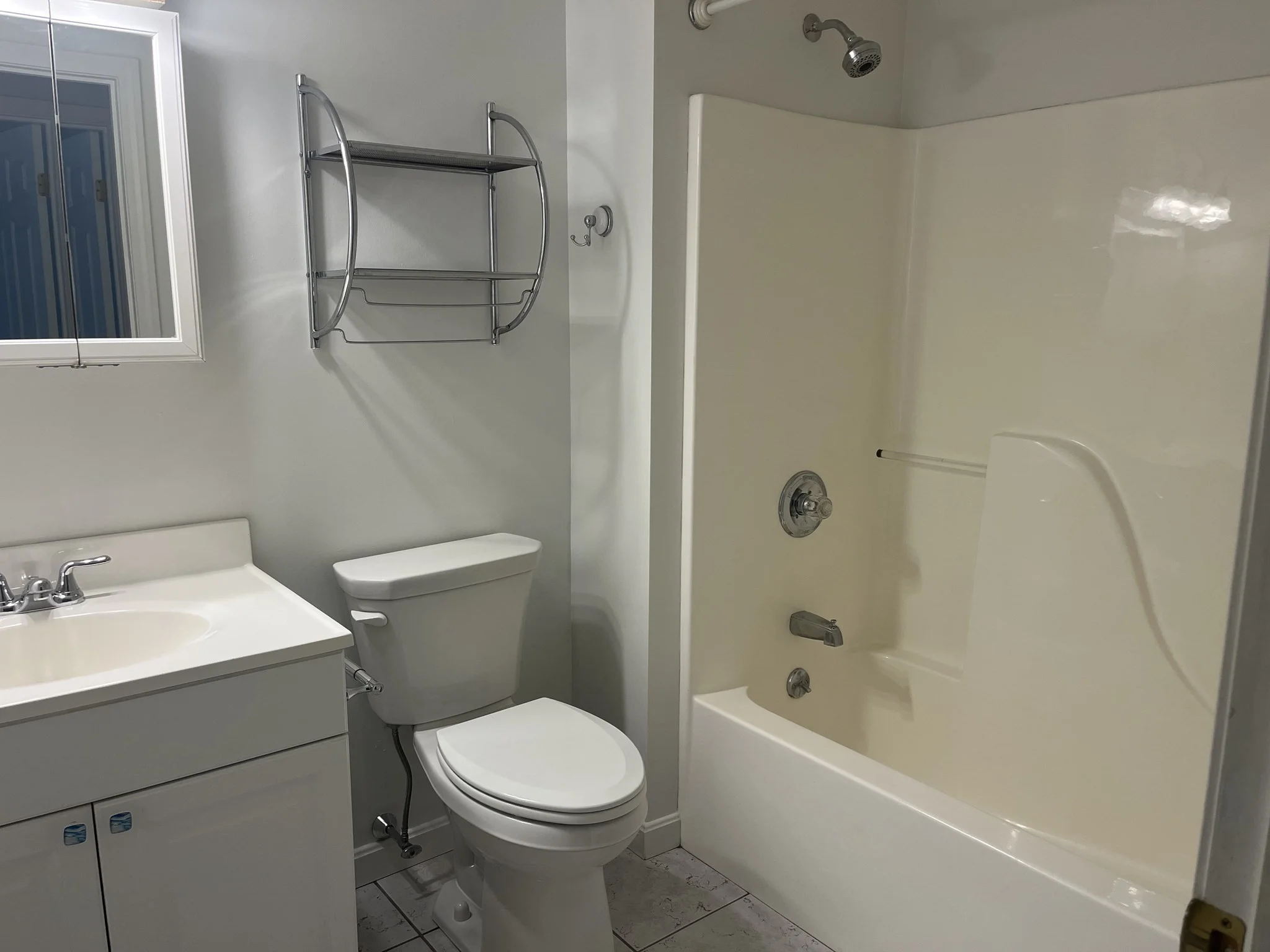 2 bed, 1 bath apartment for rent at 205 Chapin St Unit A4, Southbridge — photo 8 of 15