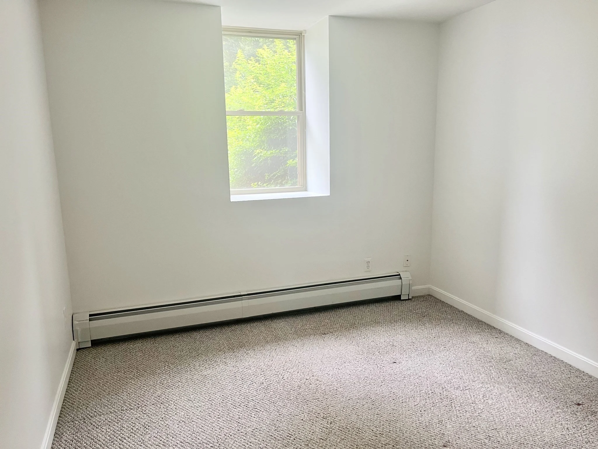 2 bed, 1 bath apartment for rent at 205 Chapin St Unit A4, Southbridge — photo 10 of 15