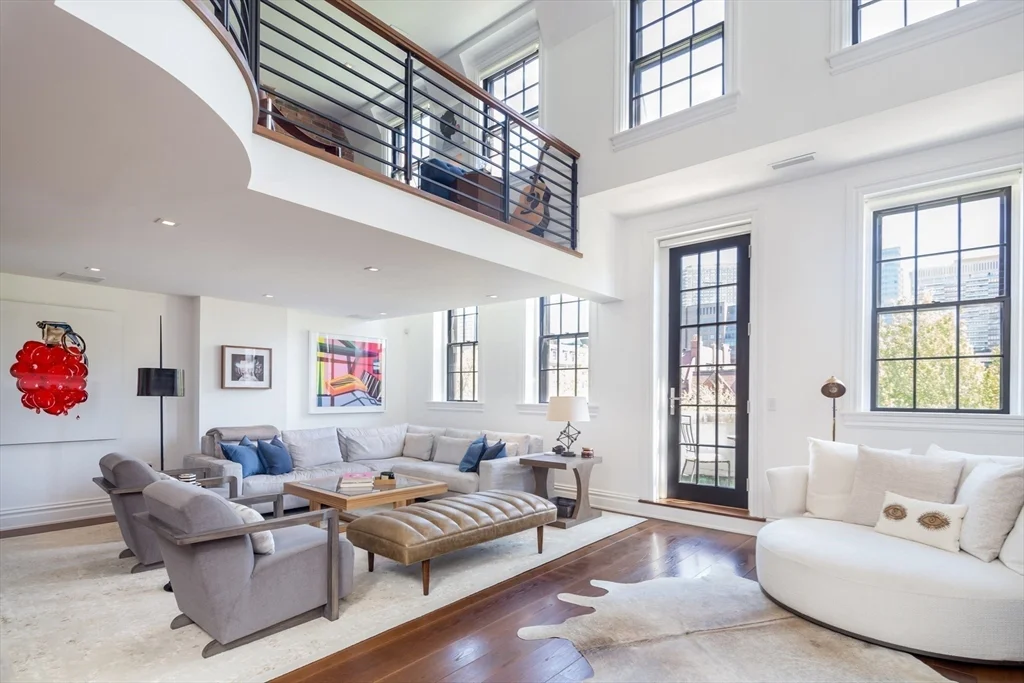 2 bed, 2 bath apartment for rent at 205 Commonwealth Ave Unit PH, Back Bay