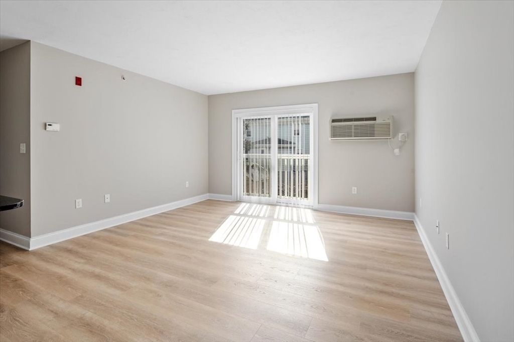 2 bed, 2 bath apartment for rent at 205 Elm St Unit 305, Quincy Center — photo 6 of 12
