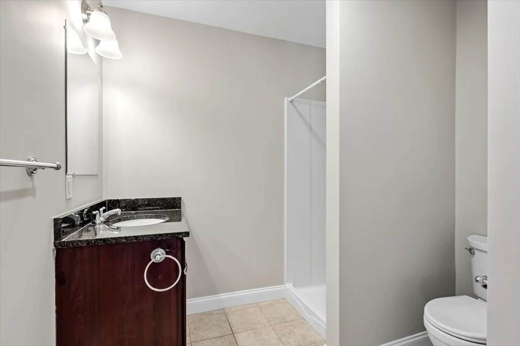 2 bed, 2 bath apartment for rent at 205 Elm St Unit 308, Quincy Center — photo 9 of 13