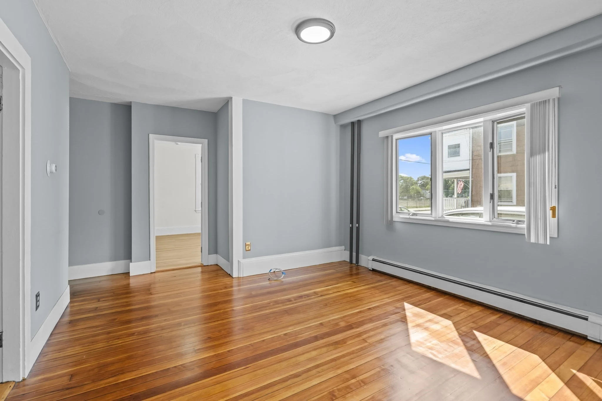 3 bed, 1 bath apartment for rent at 205 Emerald St Unit A, Malden — photo 5 of 14