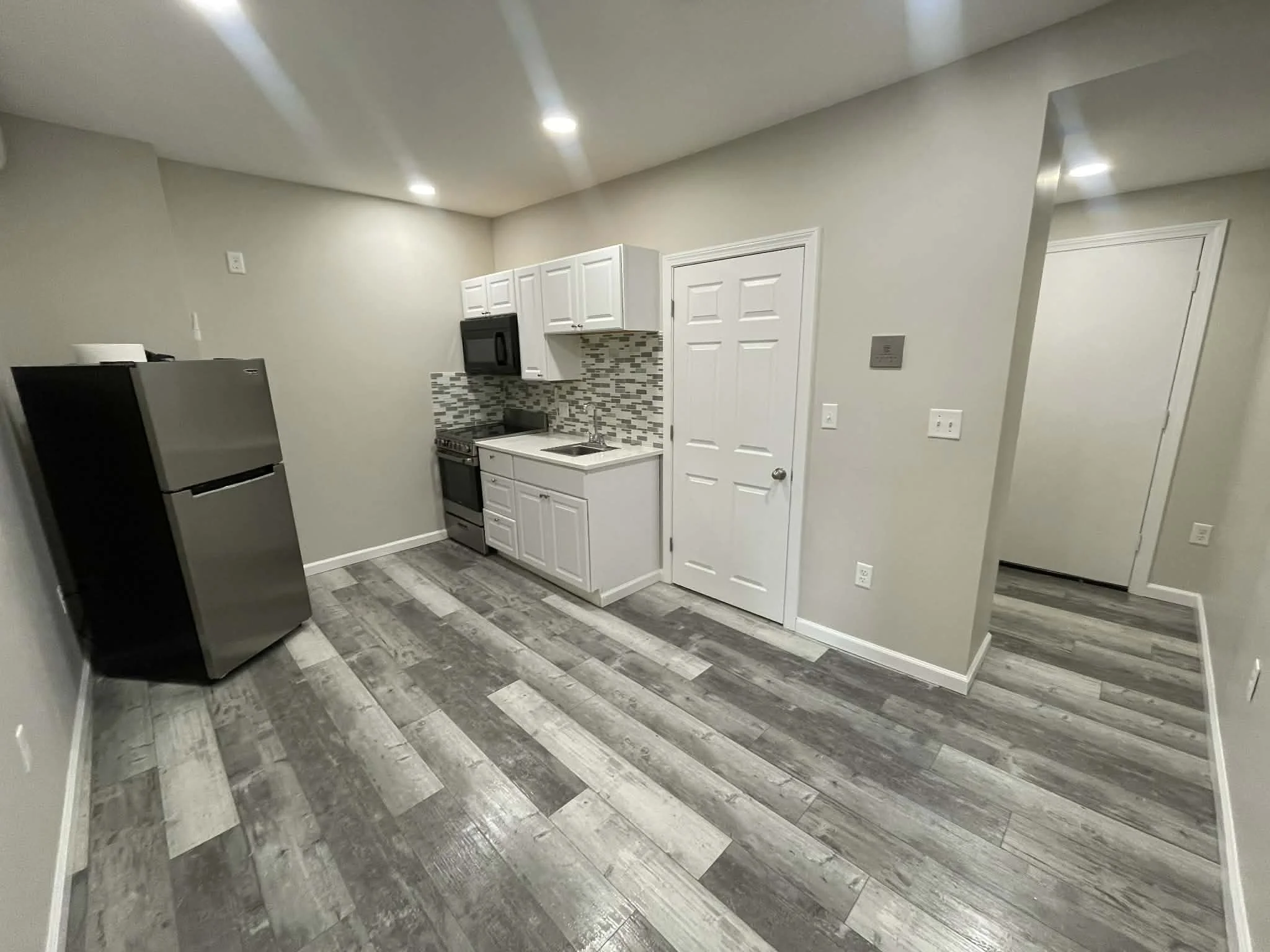 1 bed, 1 bath apartment for rent at 205 Endicott St Unit 1, North End — photo 10 of 11