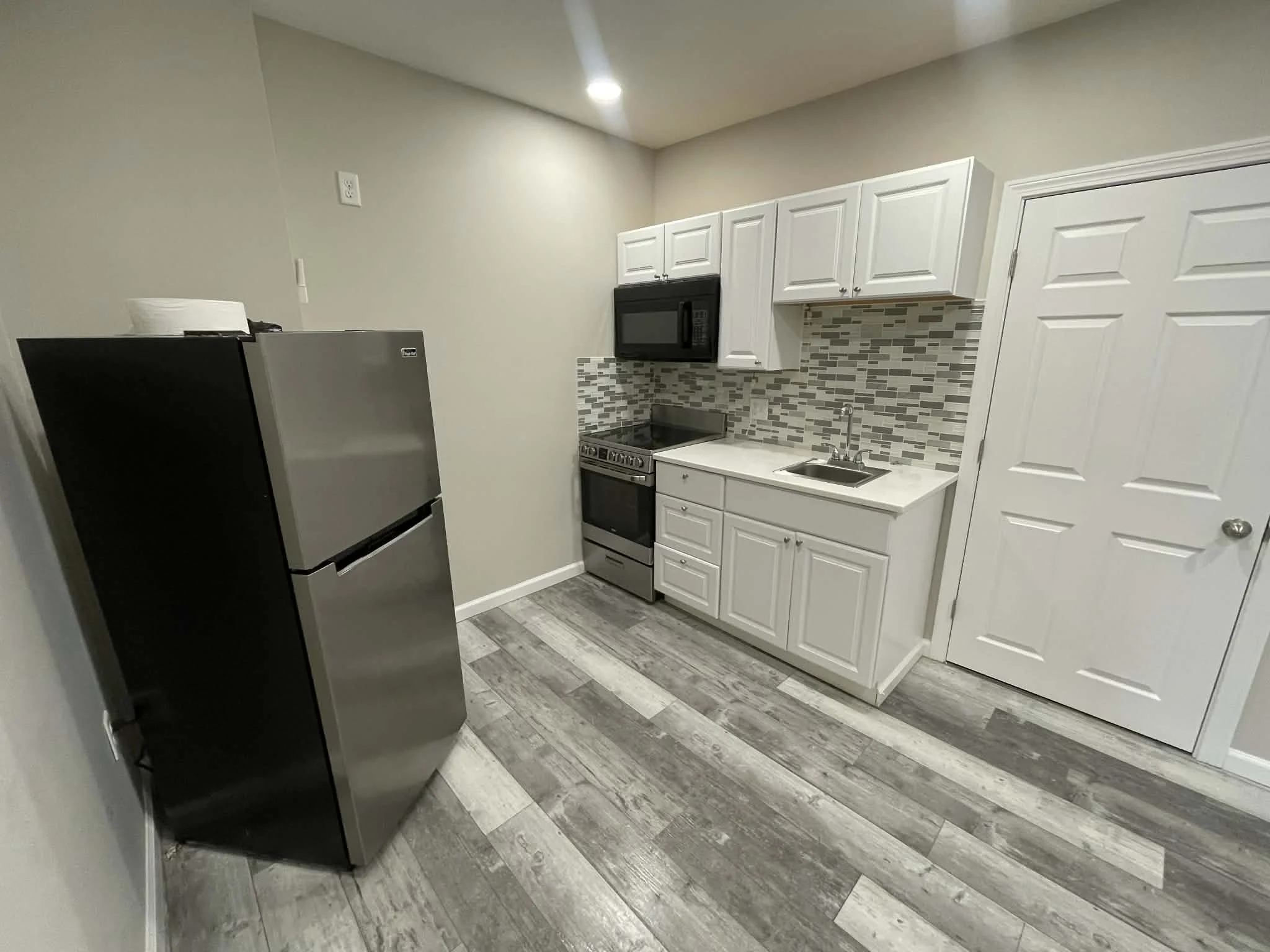 1 bed, 1 bath apartment for rent at 205 Endicott St Unit 1, North End — photo 8 of 11