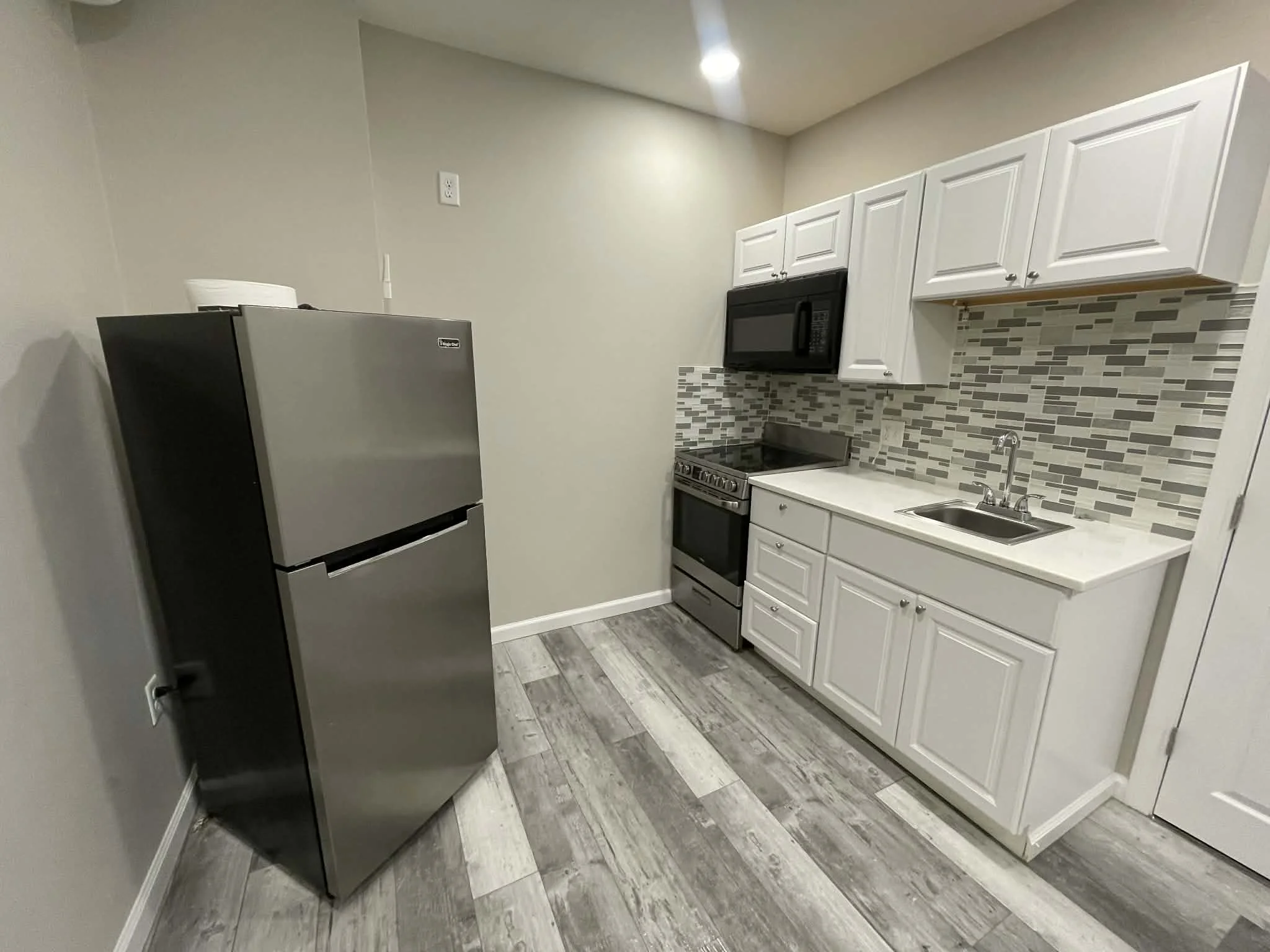 1 bed, 1 bath apartment for rent at 205 Endicott St Unit 1, North End — photo 11 of 11