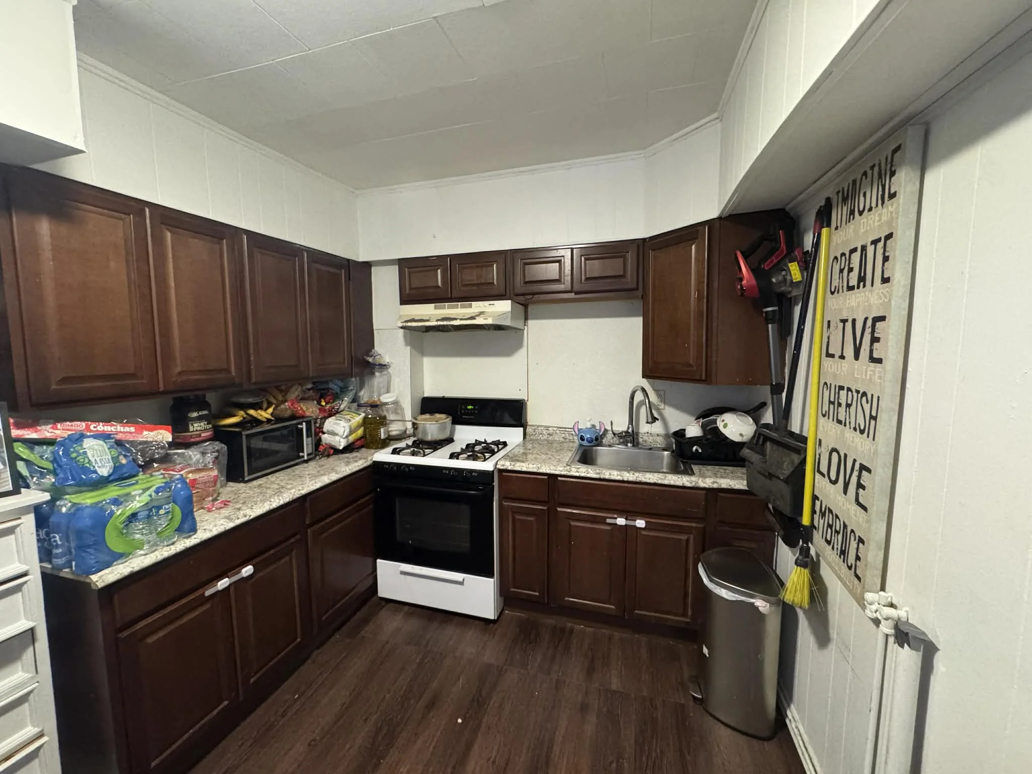 2 bed, 1 bath apartment for rent at 205 Endicott St Unit 2, North End — photo 5 of 7