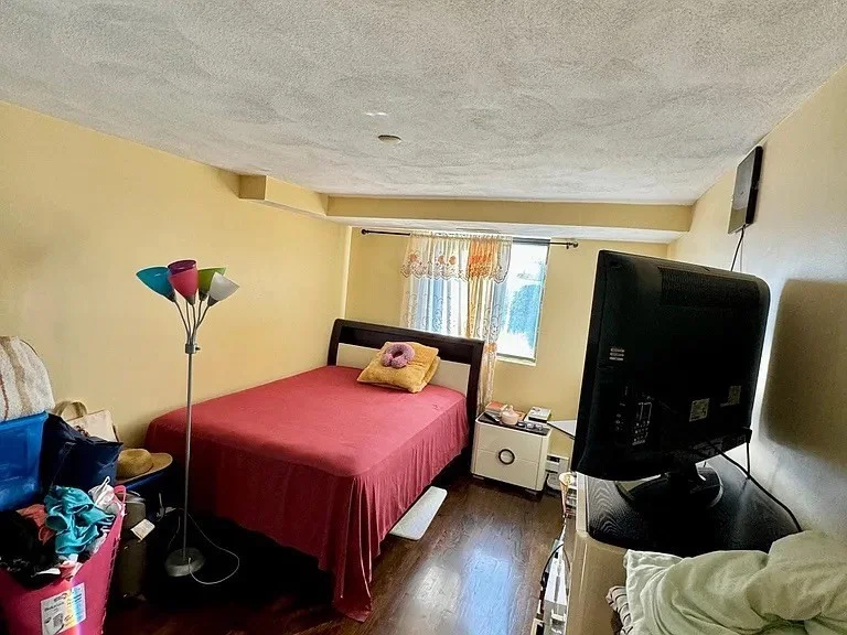 2 bed, 1 bath apartment for rent at 205 Ferry St Unit 101, Everett — photo 9 of 10