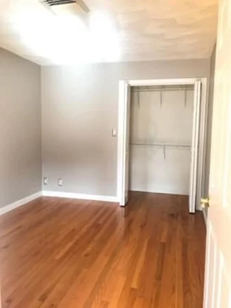 1 bed, 1 bath apartment for rent at 205 Ferry Unit 310, Everett — photo 6 of 7