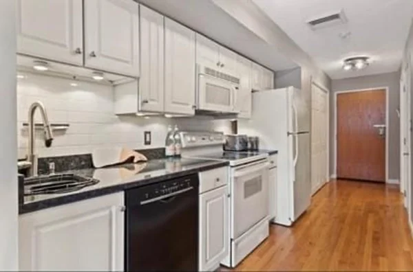 1 bed, 1 bath apartment for rent at 205 Ferry Unit 310, Everett