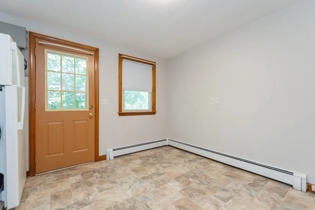 4 bed, 2 bath apartment for rent at 205 Hardy Pond Rd, Waltham — photo 13 of 40