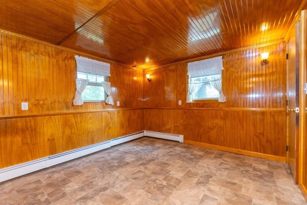 4 bed, 2 bath apartment for rent at 205 Hardy Pond Rd, Waltham — photo 33 of 40