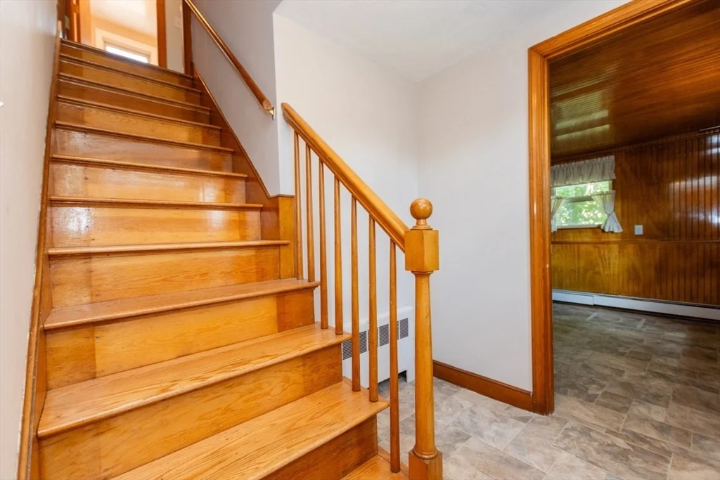 4 bed, 2 bath apartment for rent at 205 Hardy Pond Rd, Waltham — photo 6 of 40