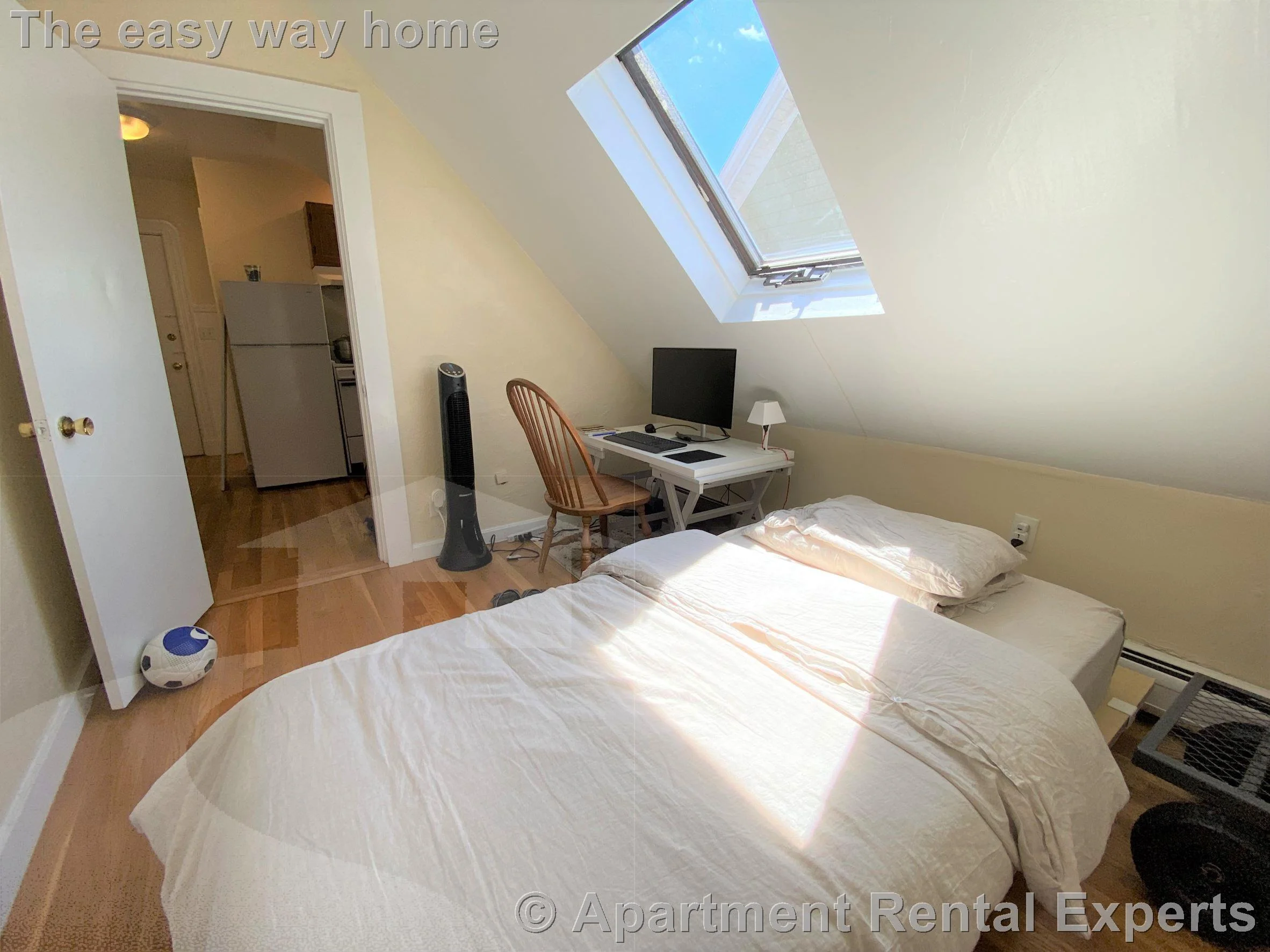 Studio bed, 1 bath apartment for rent at 205 Highland Ave Unit 4, Spring Hill — photo 4 of 10