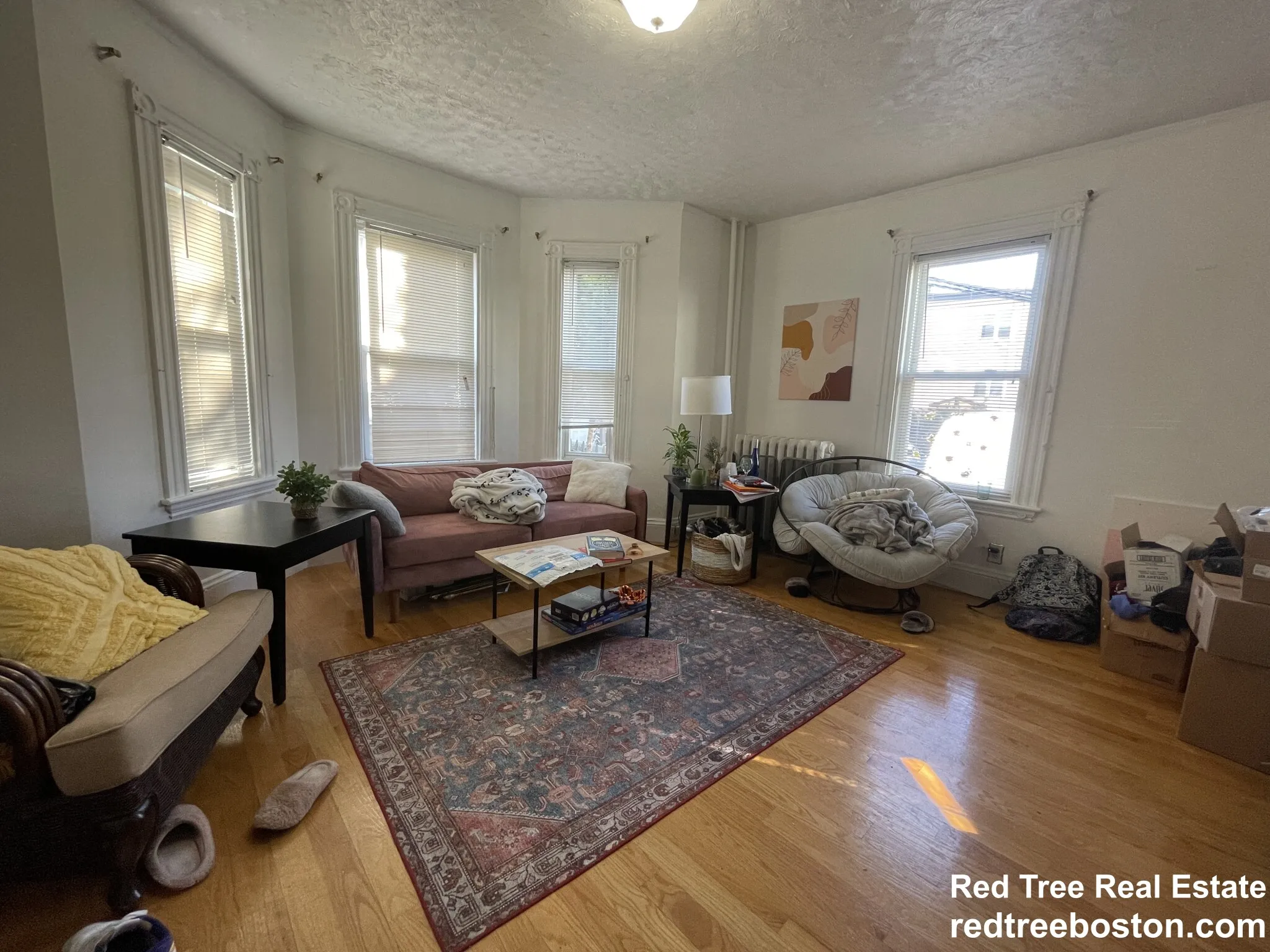 3 bed, 1 bath apartment for rent at 205 Hillside St Unit 1, Mission Hill
