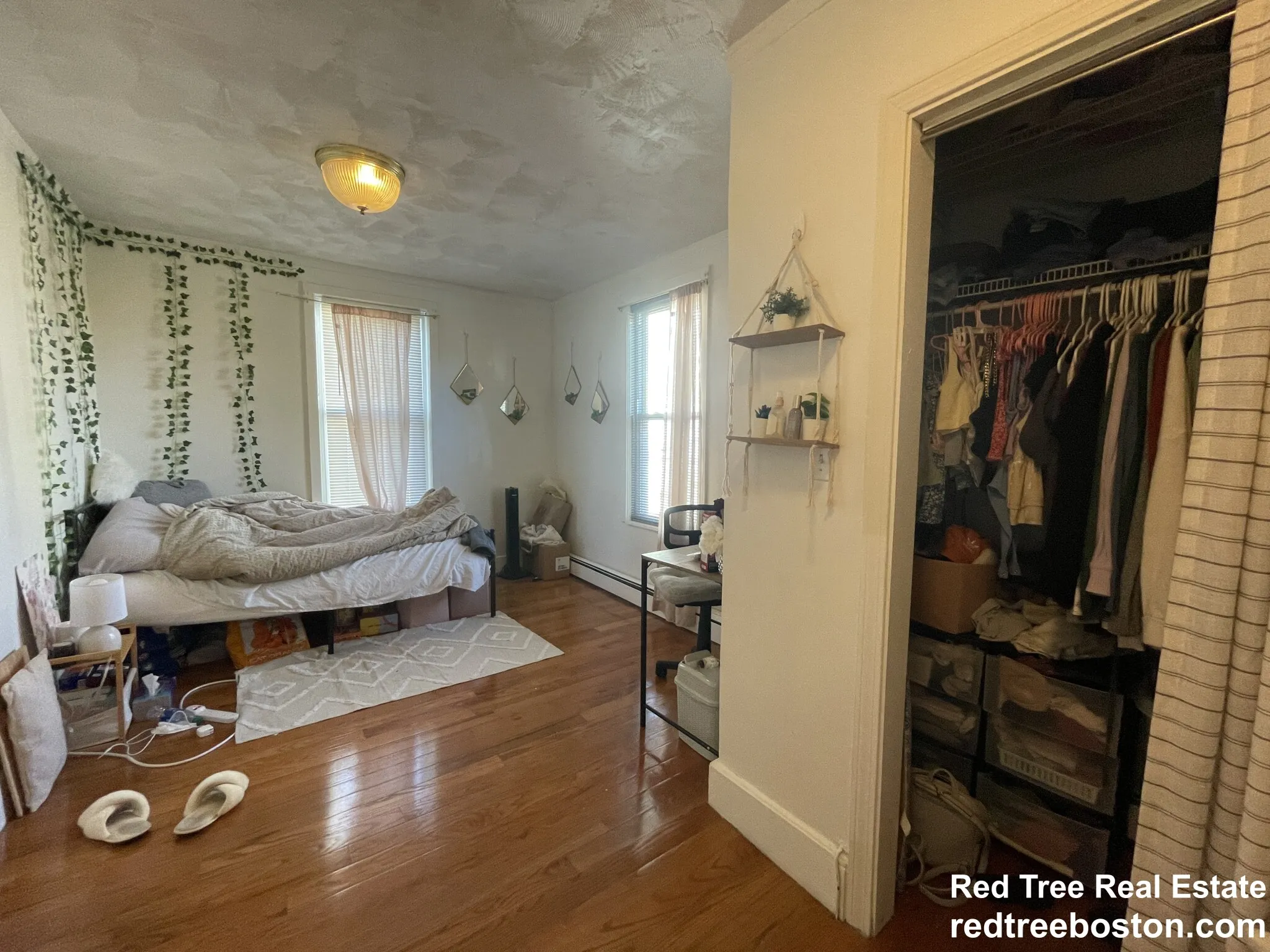 3 bed, 1 bath apartment for rent at 205 Hillside St Unit 1, Mission Hill — photo 7 of 18
