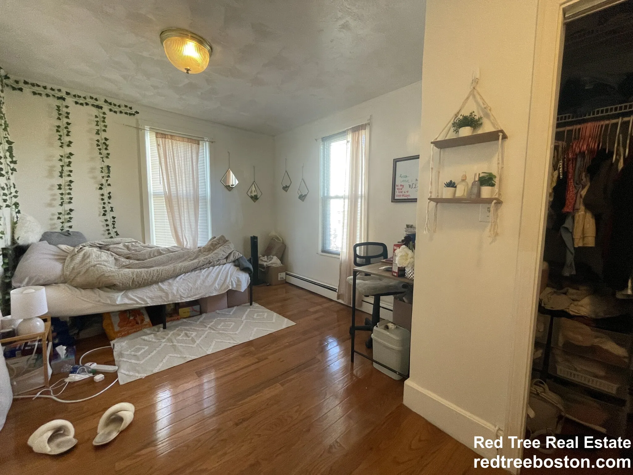 3 bed, 1 bath apartment for rent at 205 Hillside St Unit 1, Mission Hill — photo 8 of 18