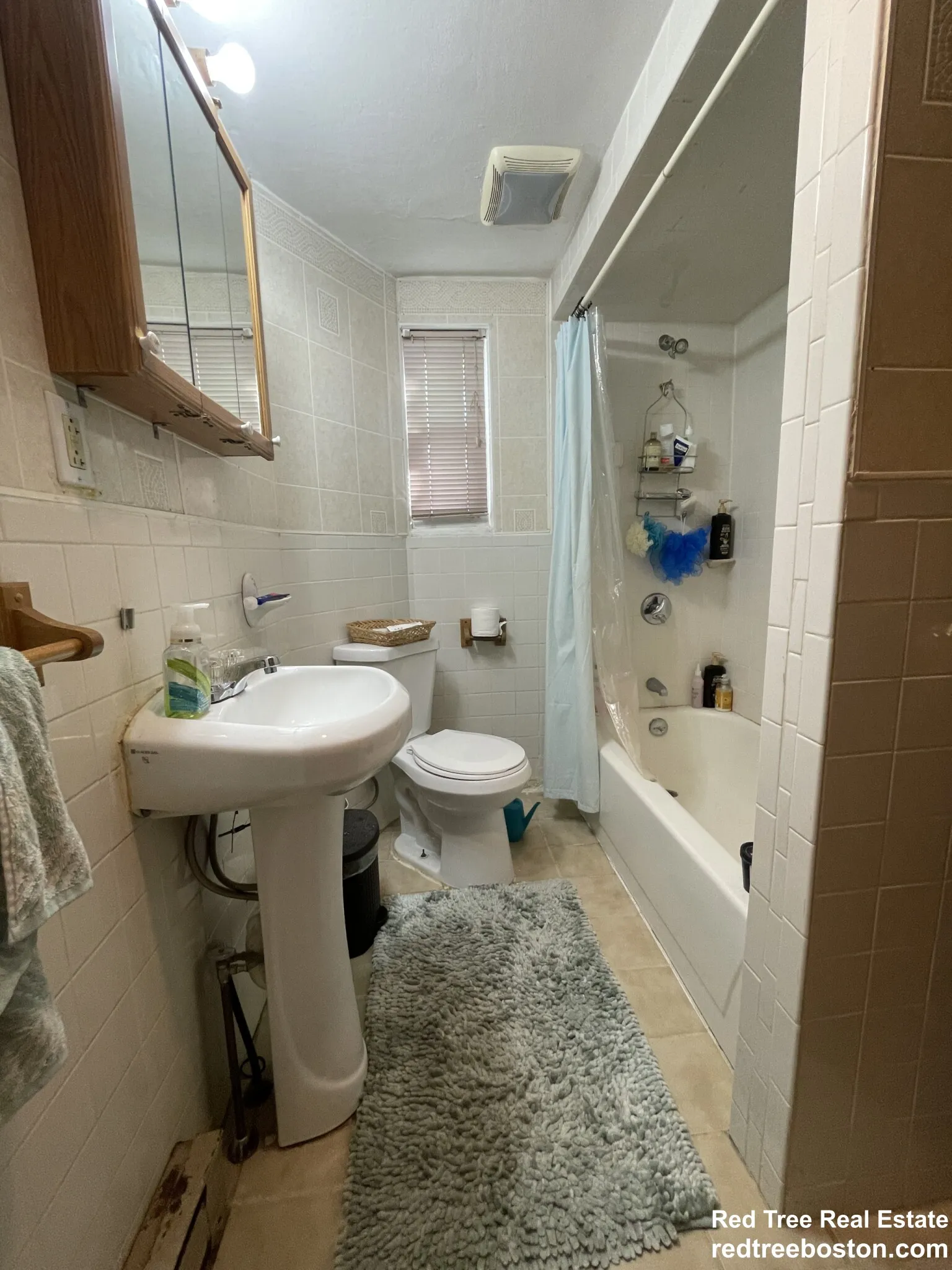 3 bed, 1 bath apartment for rent at 205 Hillside St Unit 1, Mission Hill — photo 12 of 18