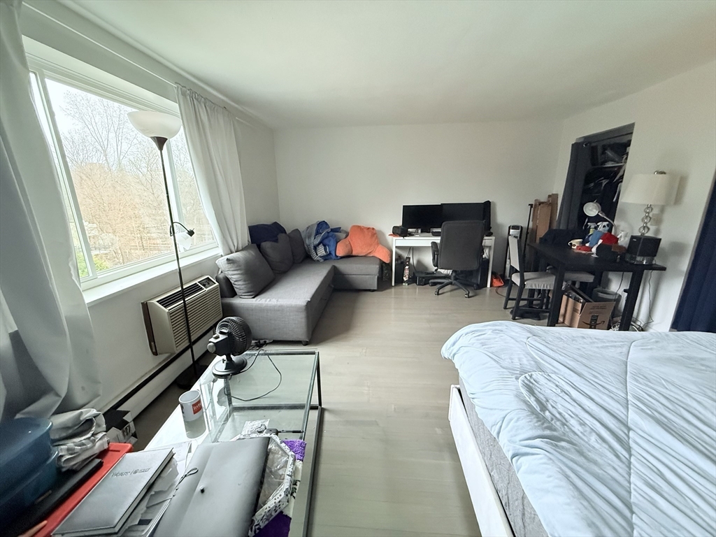 1 bed, 1 bath apartment for rent at 205 Kent St Unit 44A, Longwood — photo 2 of 6