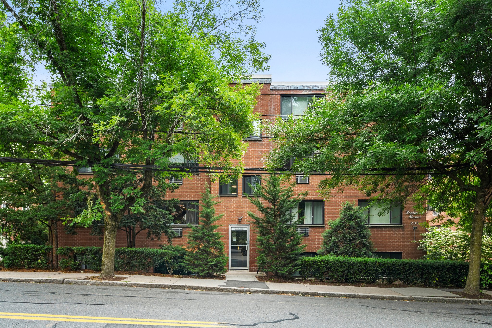 1 bed, 1 bath apartment for rent at 205 Kent St Unit 46, Brookline — photo 11 of 14